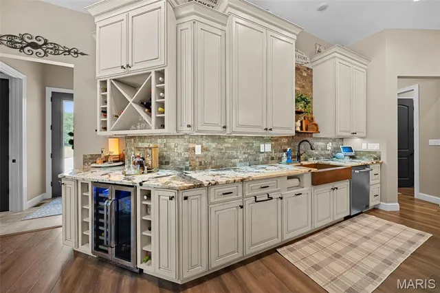 $2,200,000 | 32 Taylors Way, Foristell, MO 63348