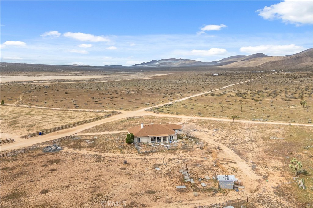 26525 Papago Road Apple Valley, CA 92307 - Photo 37 of 40