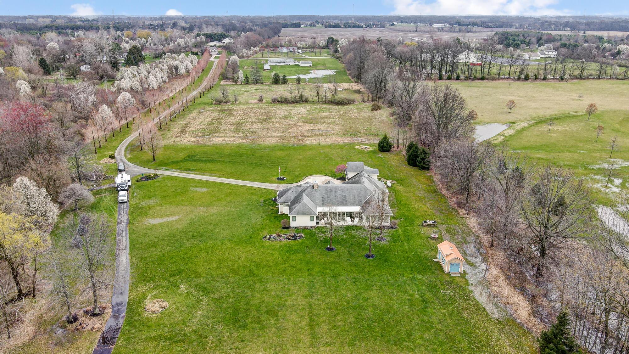 5434 Harlem Road Galena, OH 43021 - Photo 5 of 74 004