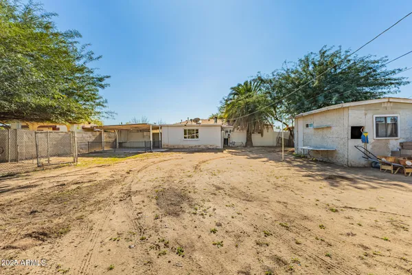 $2,200 | 3020 West El Caminito Drive, Phoenix, AZ 85051
