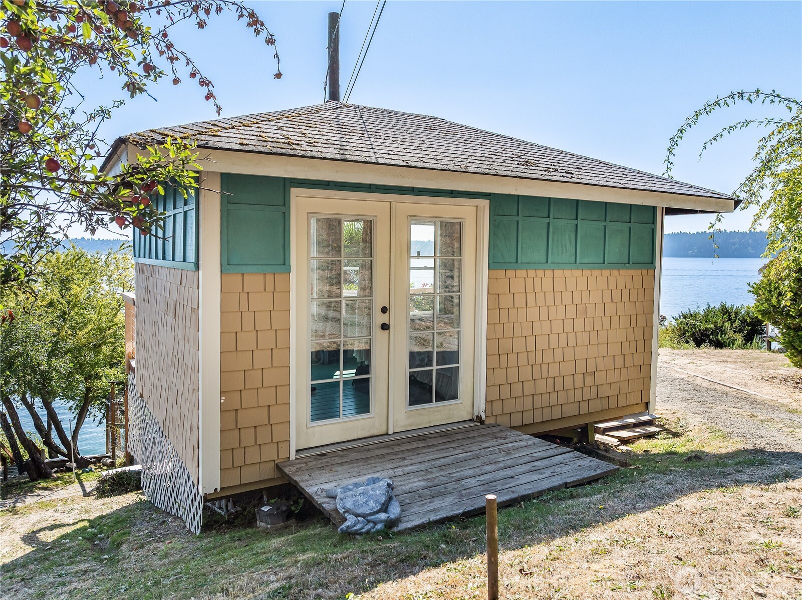 13037 Southwest Bachelor Road Vashon, WA 98070 - Photo 19 of 30 Gallery Image 19