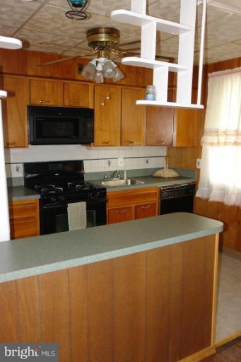 3306 Sollers Point Road Dundalk, MD 21222 - Photo 15 of 17 Kitchen