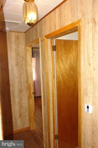 3306 Sollers Point Road Dundalk, MD 21222 - Photo 5 of 17 Hallway