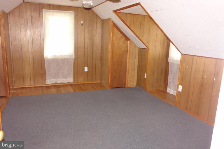 3306 Sollers Point Road Dundalk, MD 21222 - Photo 10 of 17 Master Bedroom