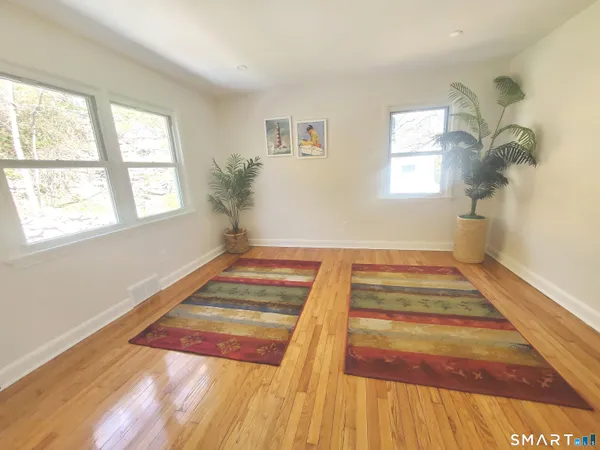 $795,000 | 17 Woodlawn Avenue, Norwalk, CT 06854