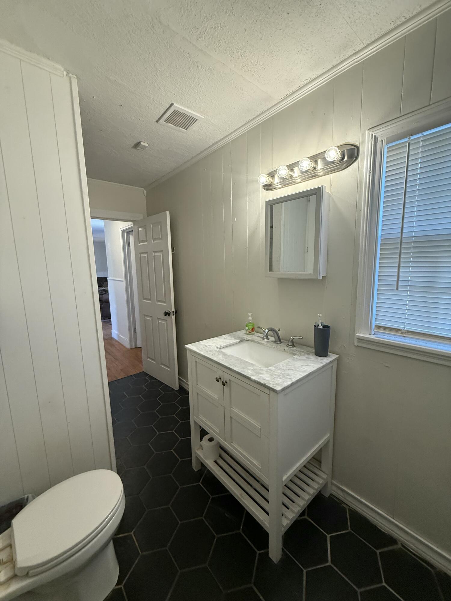 2601 30th Street Lubbock, TX 79410 - Photo 21 of 40 tempImageORZQdg