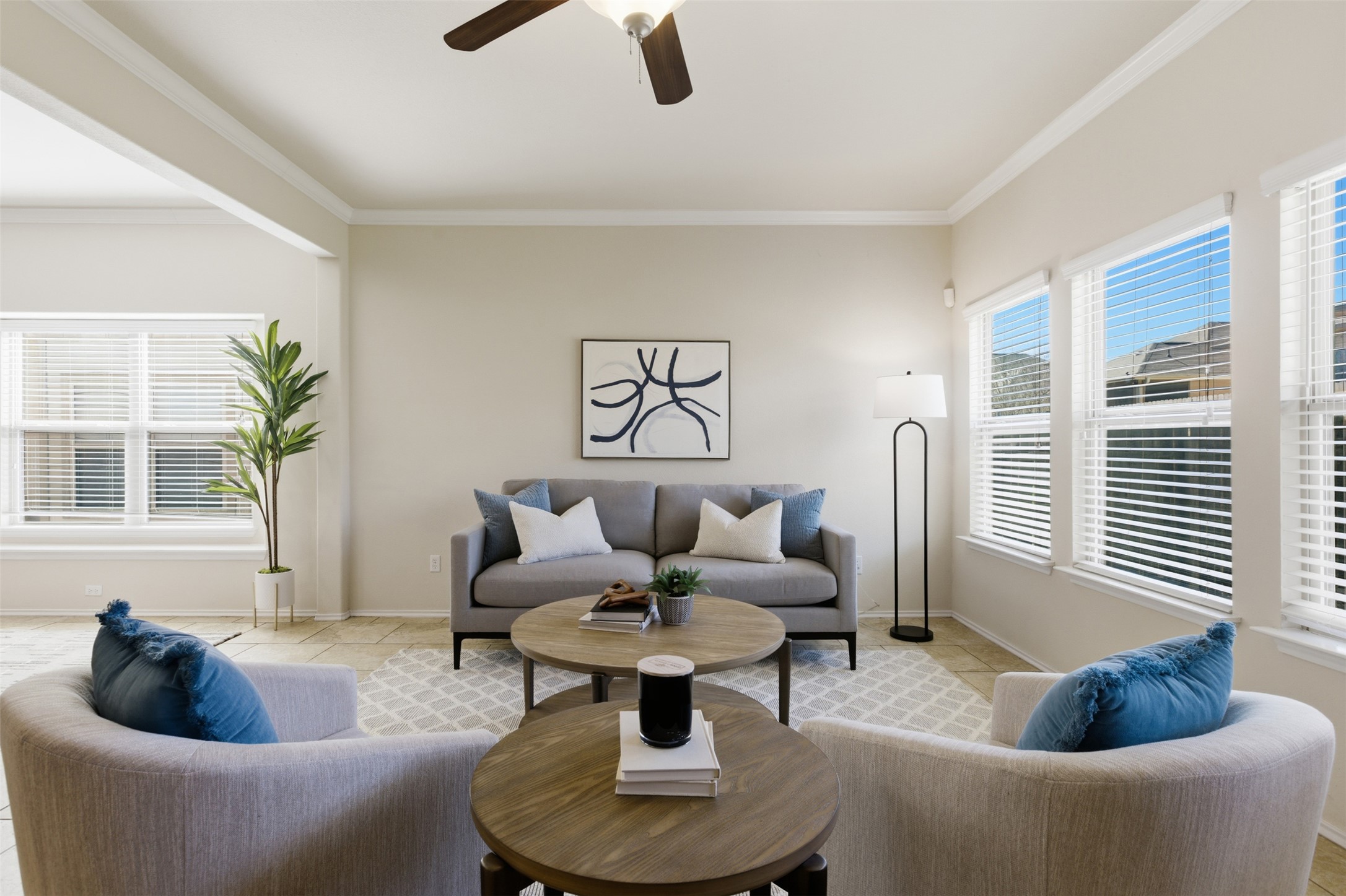 124 Golden Eagle Leander, TX 78641 - Photo 17 of 32 Another view of the living space.