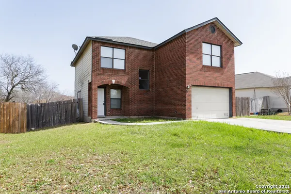 $1,700 | 9318 Bending Crest, San Antonio, TX 78239