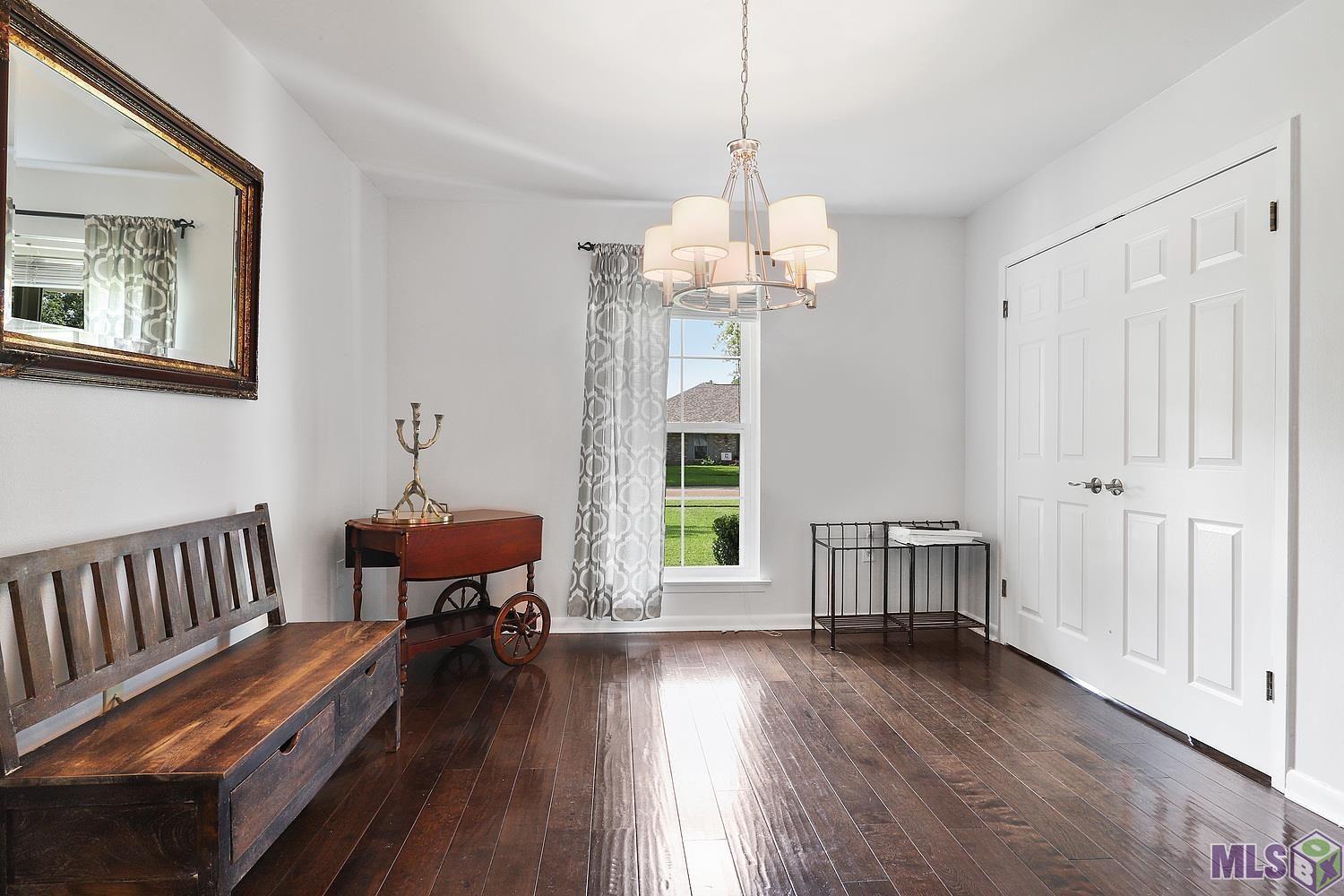 927 Daventry Drive Baton Rouge, LA 70808 - Photo 5 of 19 Gallery Image 5