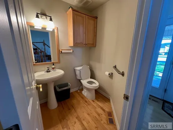 $595,500 | 674 Katie Court, Ammon, ID 83406