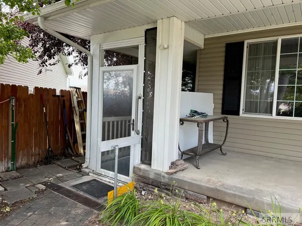 $595,500 | 674 Katie Court, Ammon, ID 83406