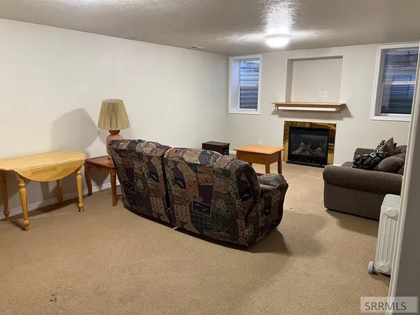 $595,500 | 674 Katie Court, Ammon, ID 83406