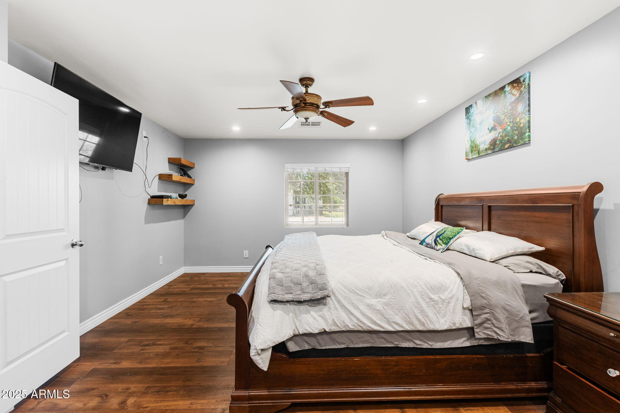 6548 West Baseline Road Laveen, AZ 85339 - Photo 29 of 60 Large Master Bedroom