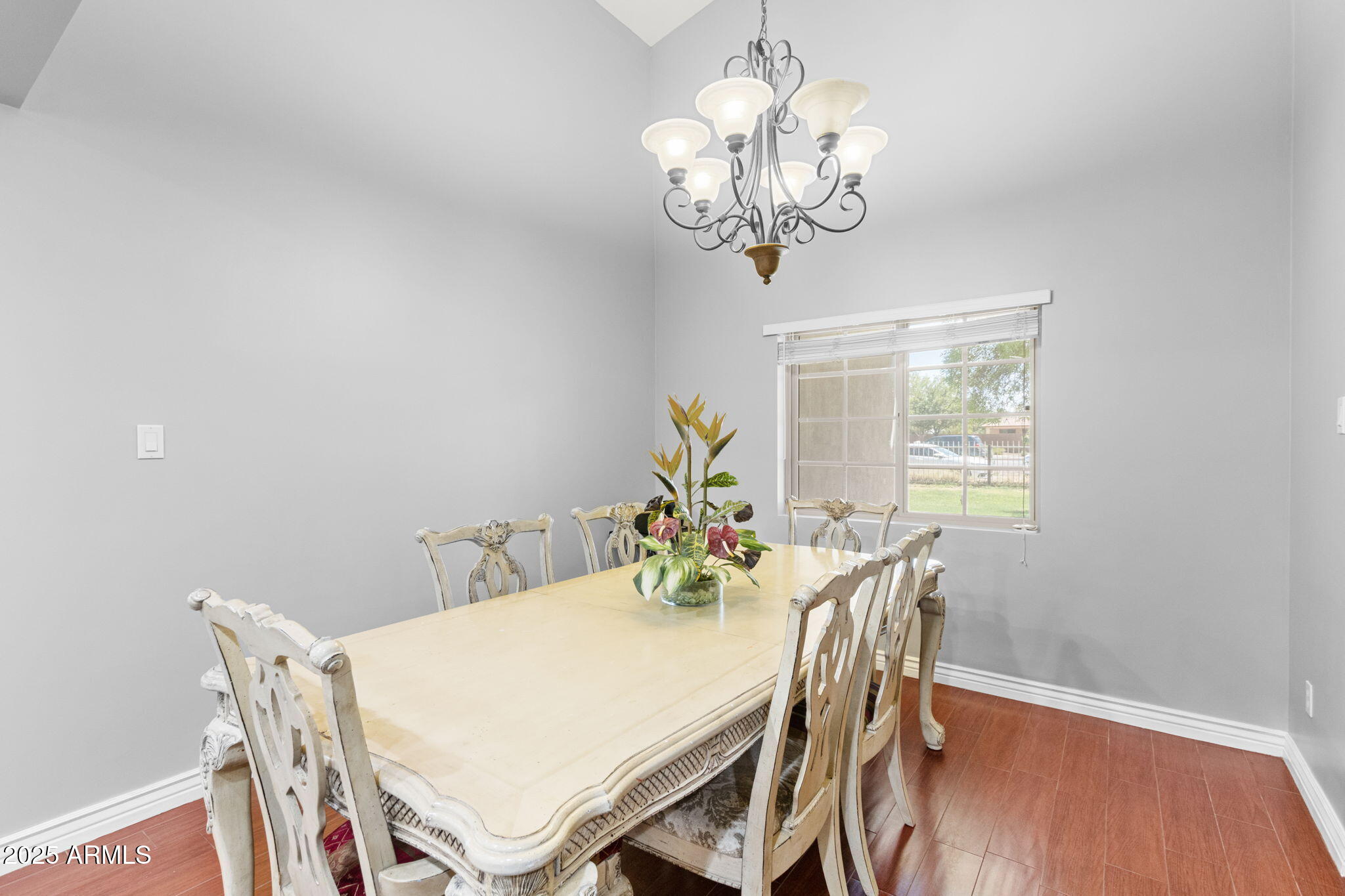 6548 West Baseline Road Laveen, AZ 85339 - Photo 9 of 60 Large dinning area