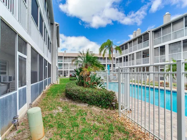$3,750 | 521 Pinellas Bayway South, Unit 204, St. Petersburg, FL 33715
