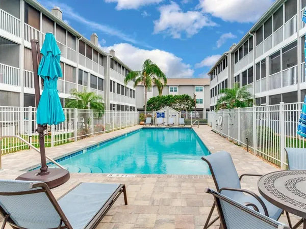 $3,750 | 521 Pinellas Bayway South, Unit 204, St. Petersburg, FL 33715