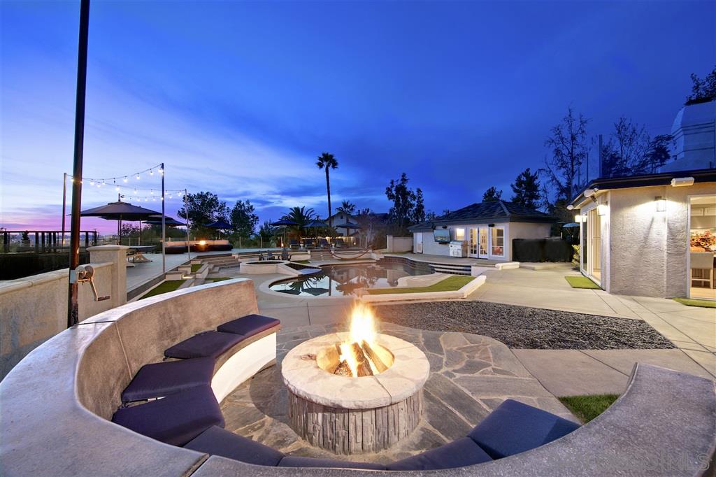 17833 Joyas Court Poway, CA 92064 - Photo 6 of 25