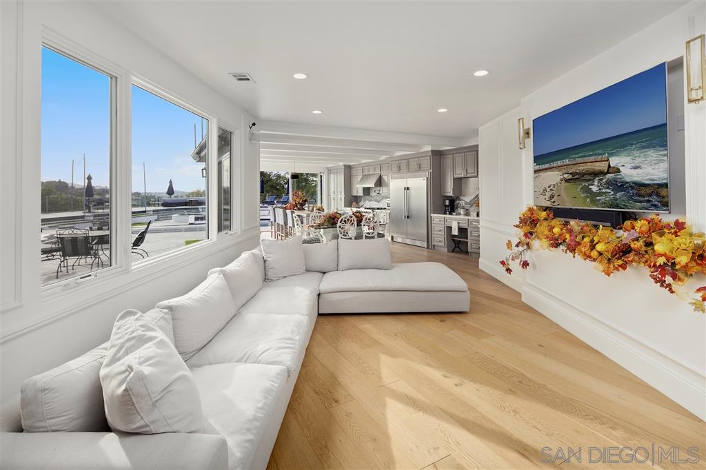 17833 Joyas Court Poway, CA 92064 - Photo 9 of 25