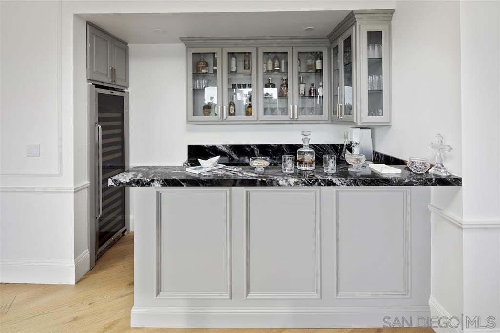 17833 Joyas Court Poway, CA 92064 - Photo 10 of 25