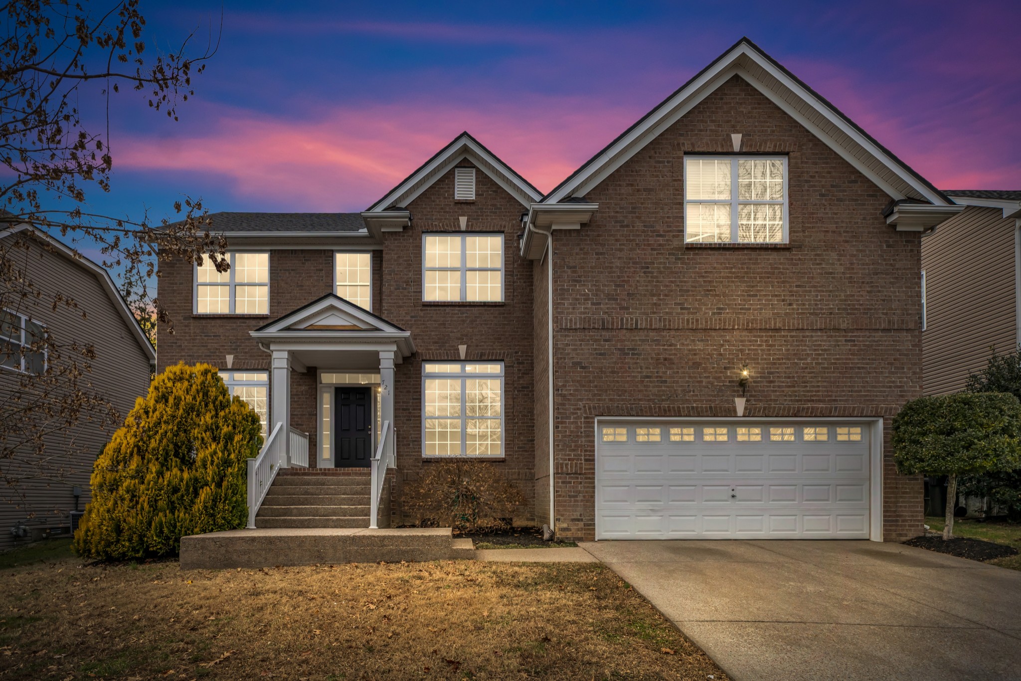721 Cowan Dr