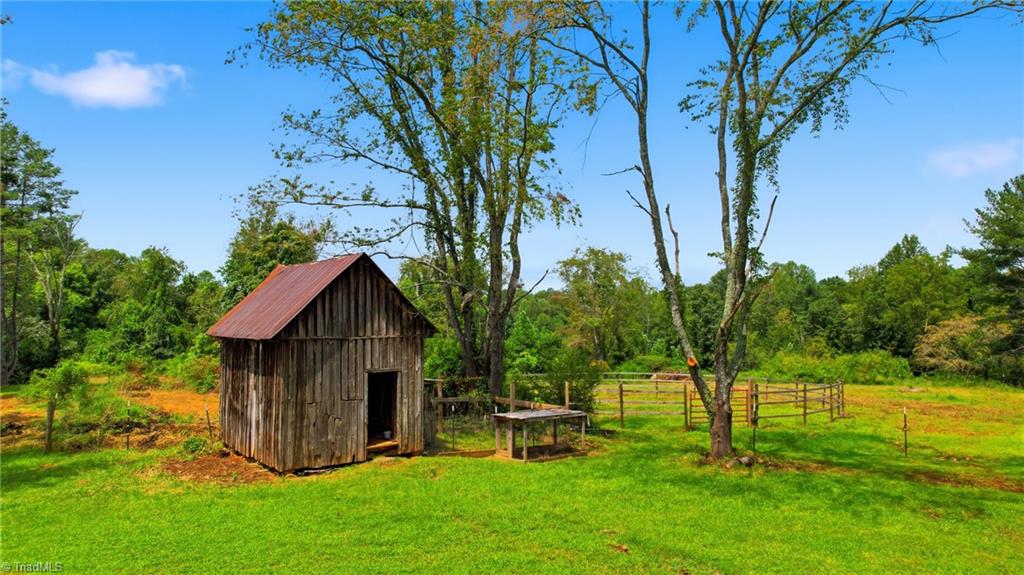 985 Traphill Road Hays, NC 28635 - Photo 42 of 49 Gallery Image 42