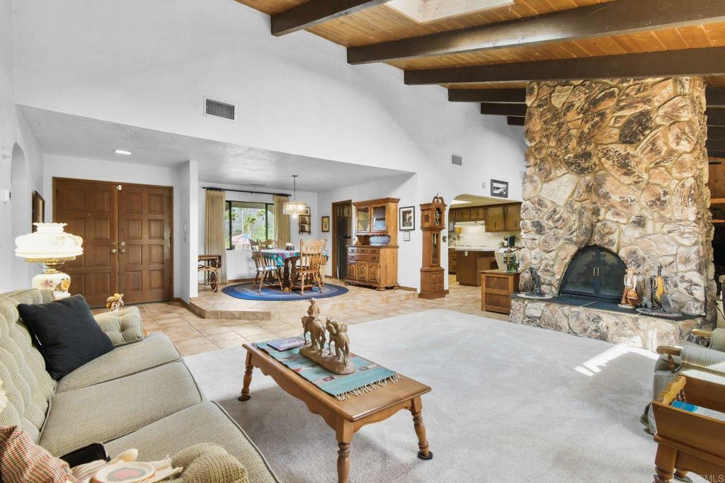 2157 Via Dieguenos Alpine, CA 91901 - Photo 11 of 31