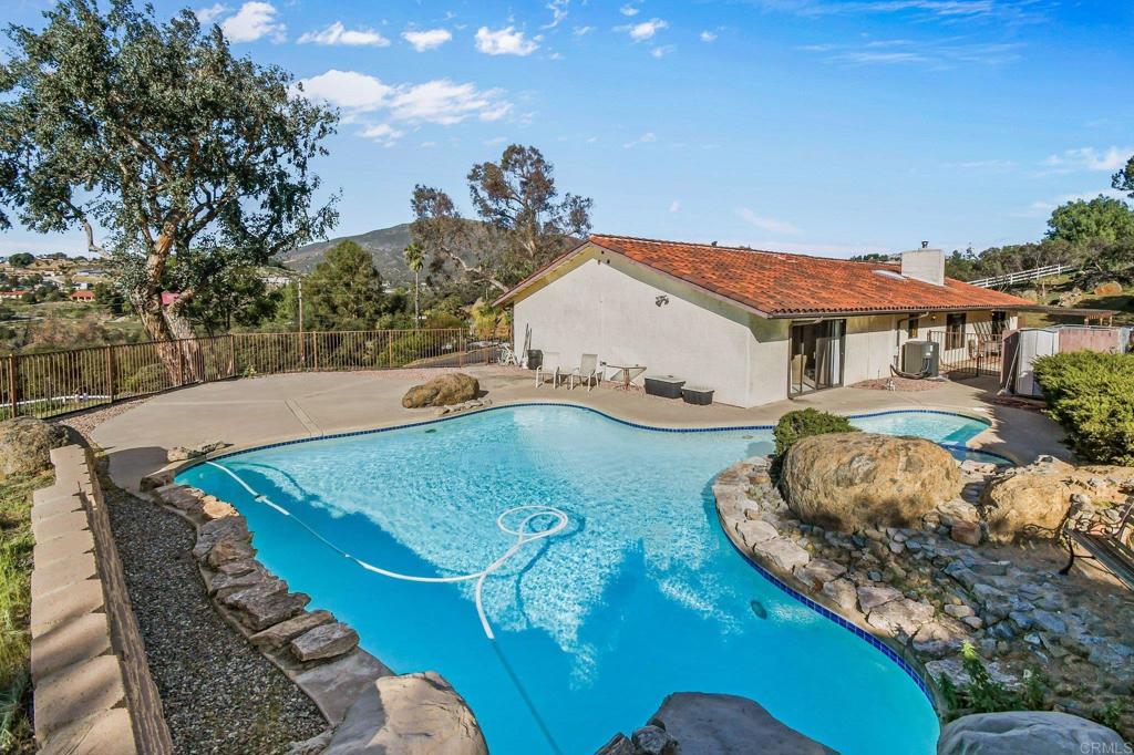 2157 Via Dieguenos Alpine, CA 91901 - Photo 23 of 31