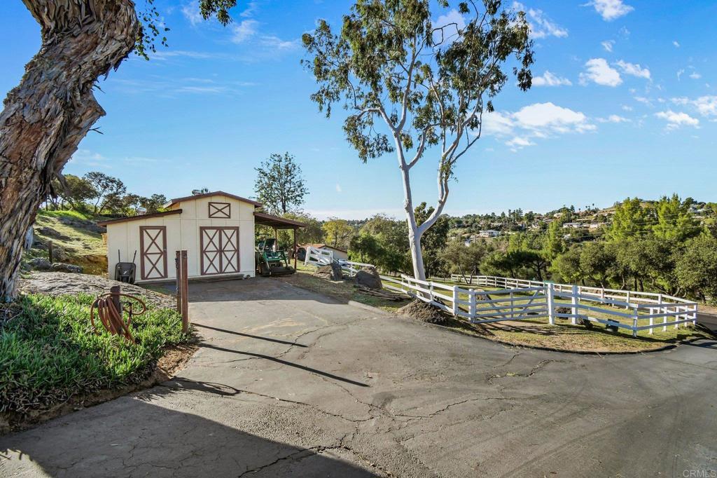 2157 Via Dieguenos Alpine, CA 91901 - Photo 26 of 31