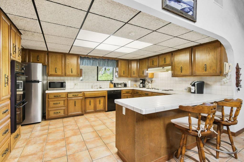 2157 Via Dieguenos Alpine, CA 91901 - Photo 6 of 31