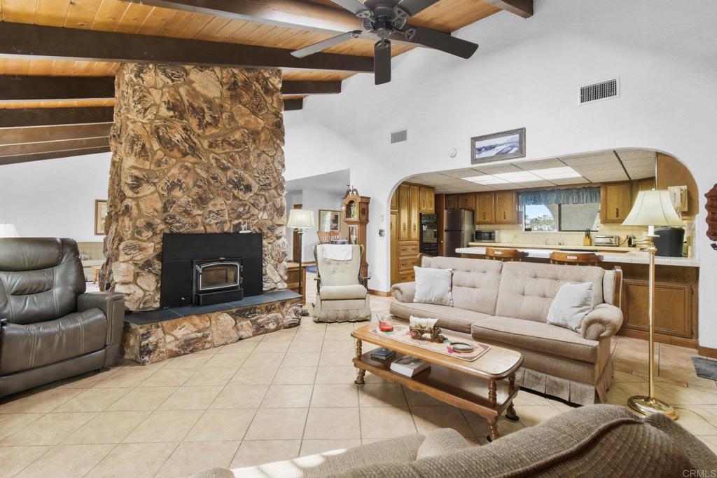 2157 Via Dieguenos Alpine, CA 91901 - Photo 10 of 31