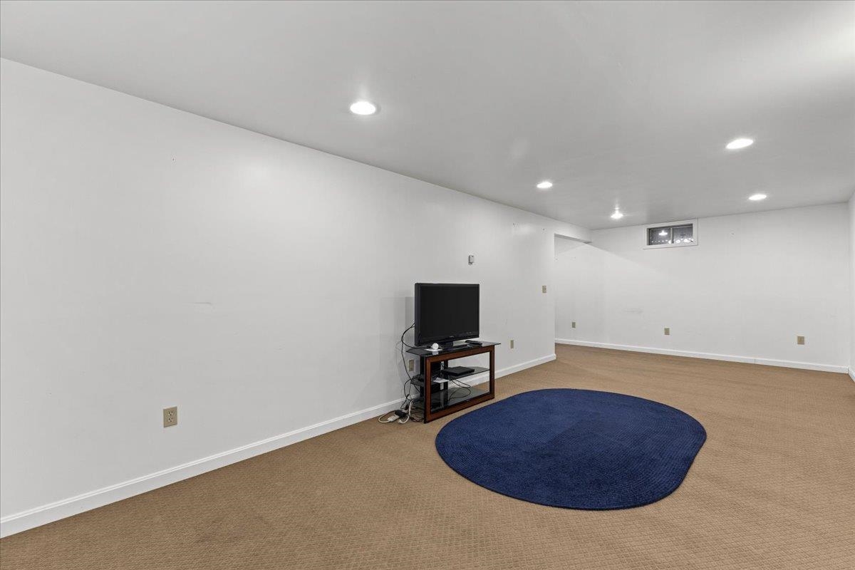 1804 Gilman Road Hinesburg, VT 05461 - Photo 23 of 39 Gallery Image 23