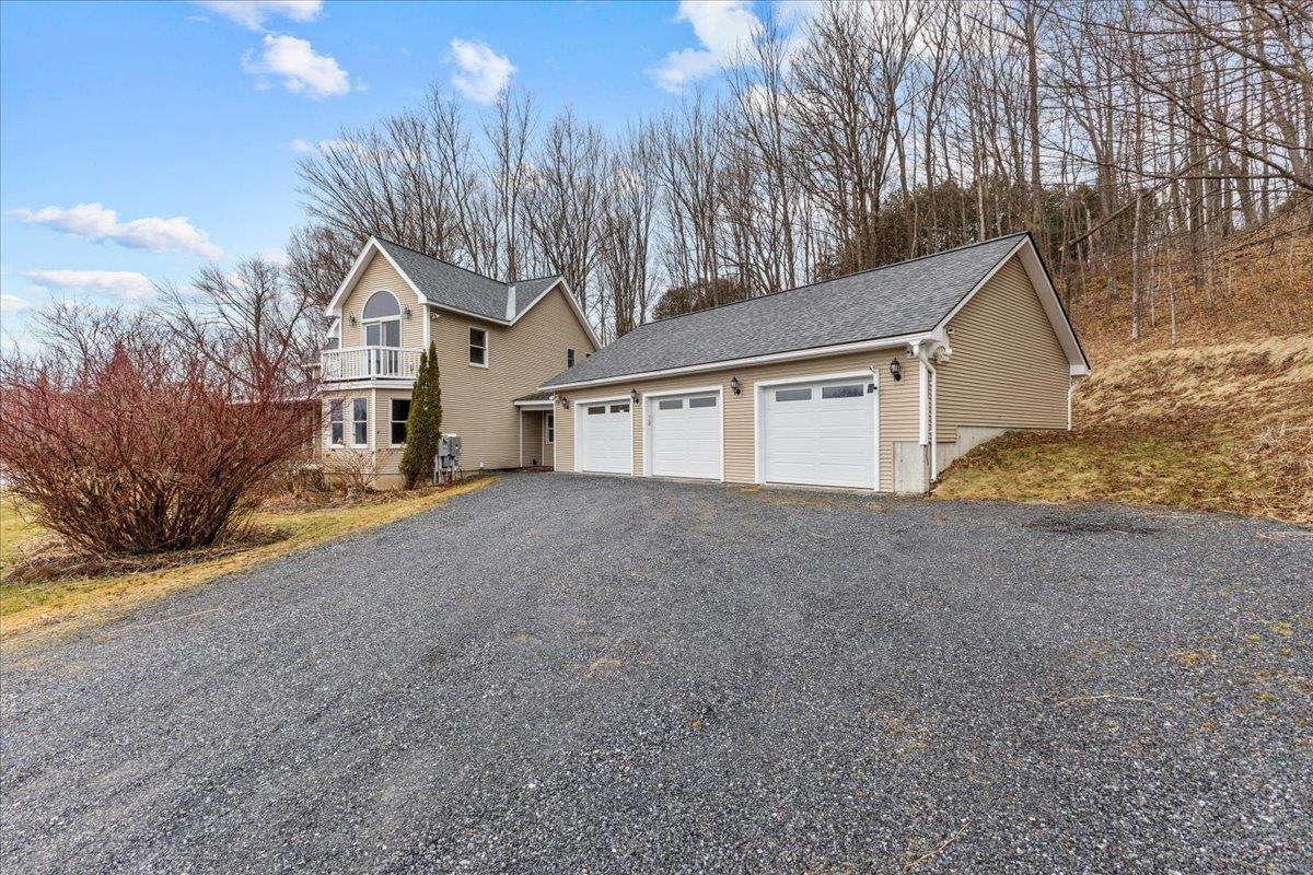 1804 Gilman Road Hinesburg, VT 05461 - Photo 35 of 39 Gallery Image 35