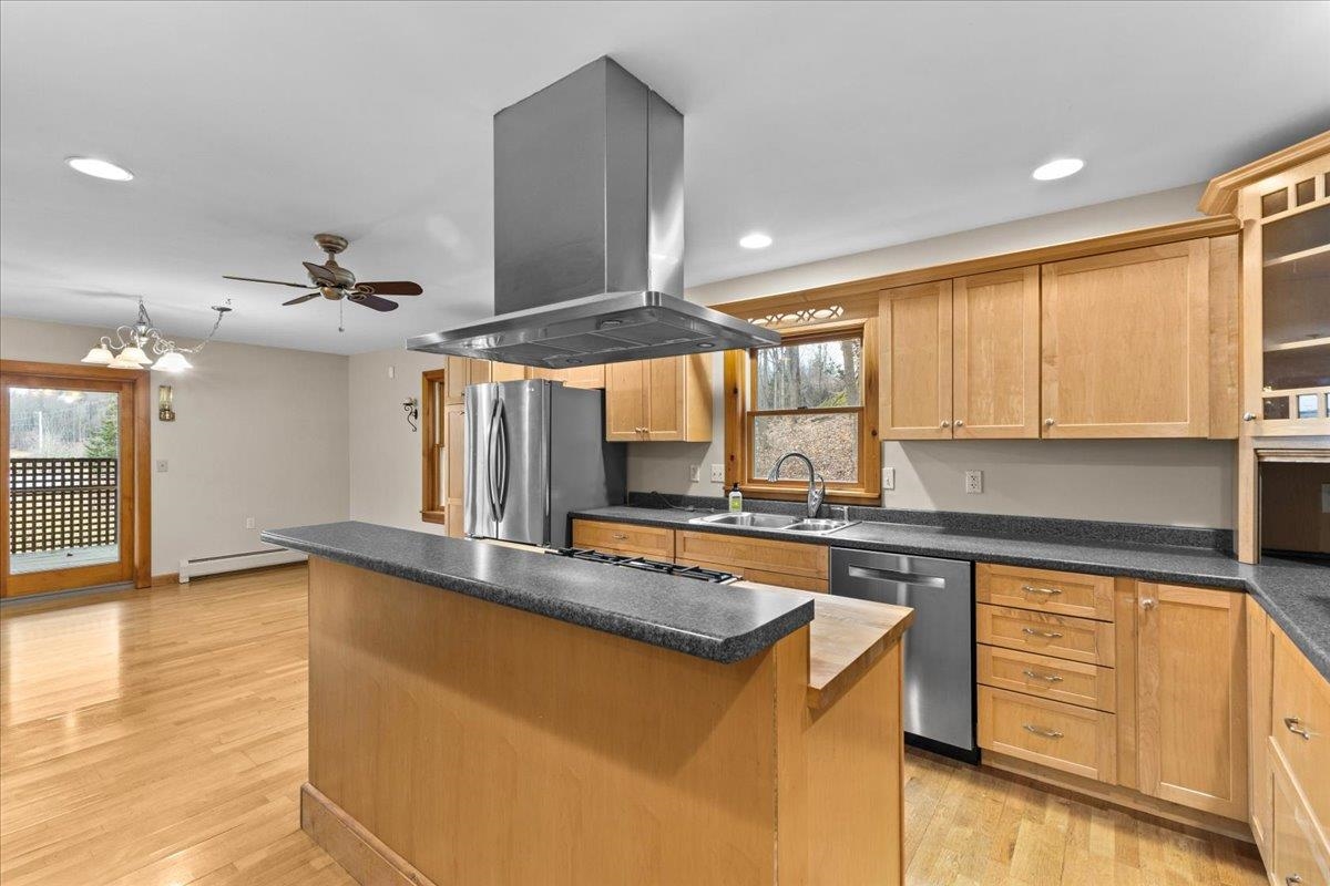 1804 Gilman Road Hinesburg, VT 05461 - Photo 6 of 39 Gallery Image 6