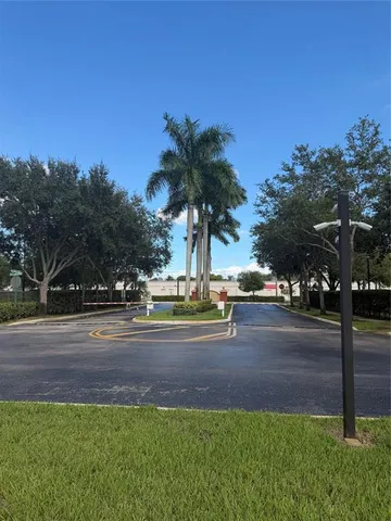 $2,650 | 3340 Palomino Drive, Unit 214, Hollywood, FL 33024