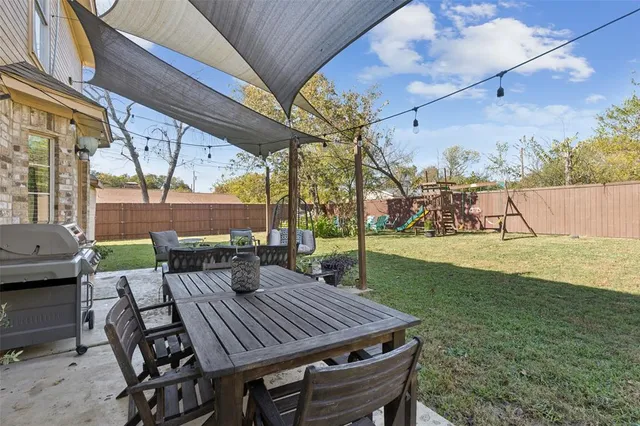 a view of an outdoor space with seating area