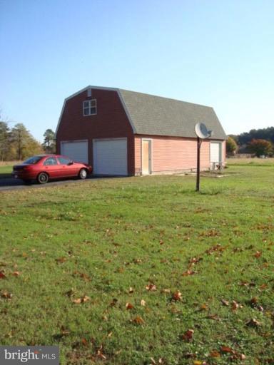 6906 Hunting Creek Road Hurlock, MD 21643 - Photo 10 of 27 Garage 2