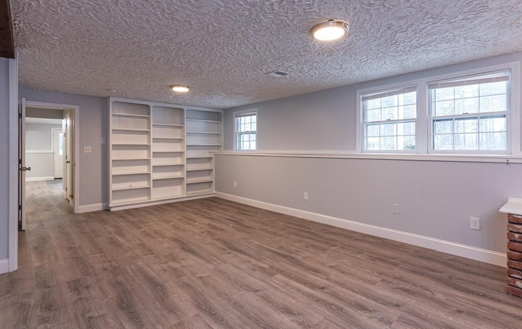 109 Main Street Townsend, MA 01469 - Photo 28 of 38 Gallery Image 28