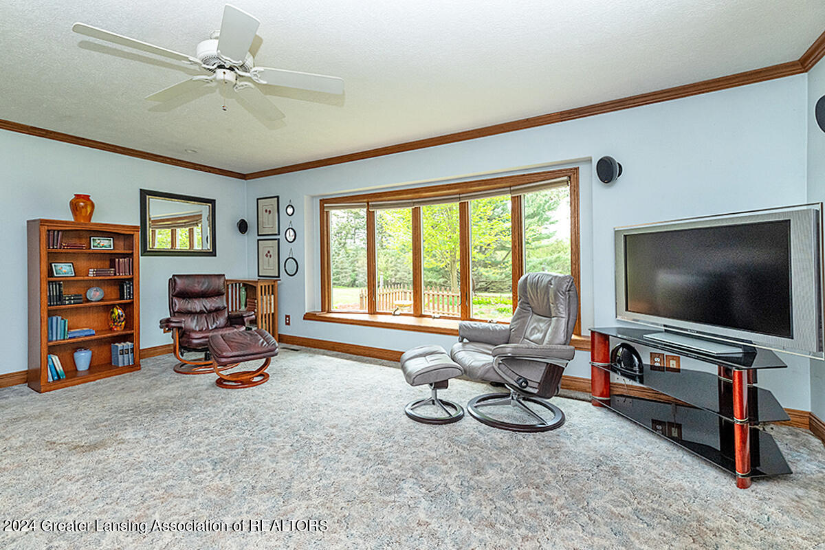 6427 East Clark Road Bath, MI 48808 - Photo 13 of 41 03