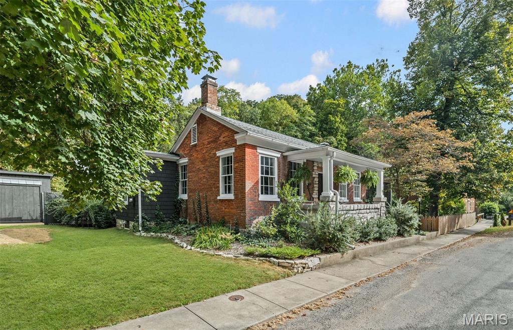 70 Mill Street Elsah, IL 62028 - Photo 2 of 42