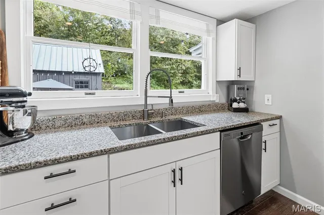 $255,000 | 70 Mill Street, Elsah, IL 62028