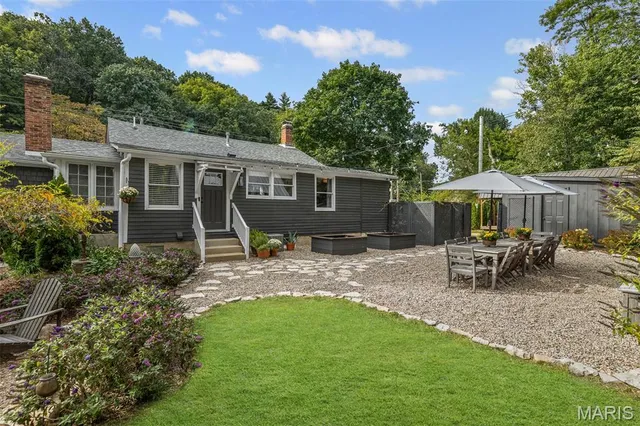 $255,000 | 70 Mill Street, Elsah, IL 62028