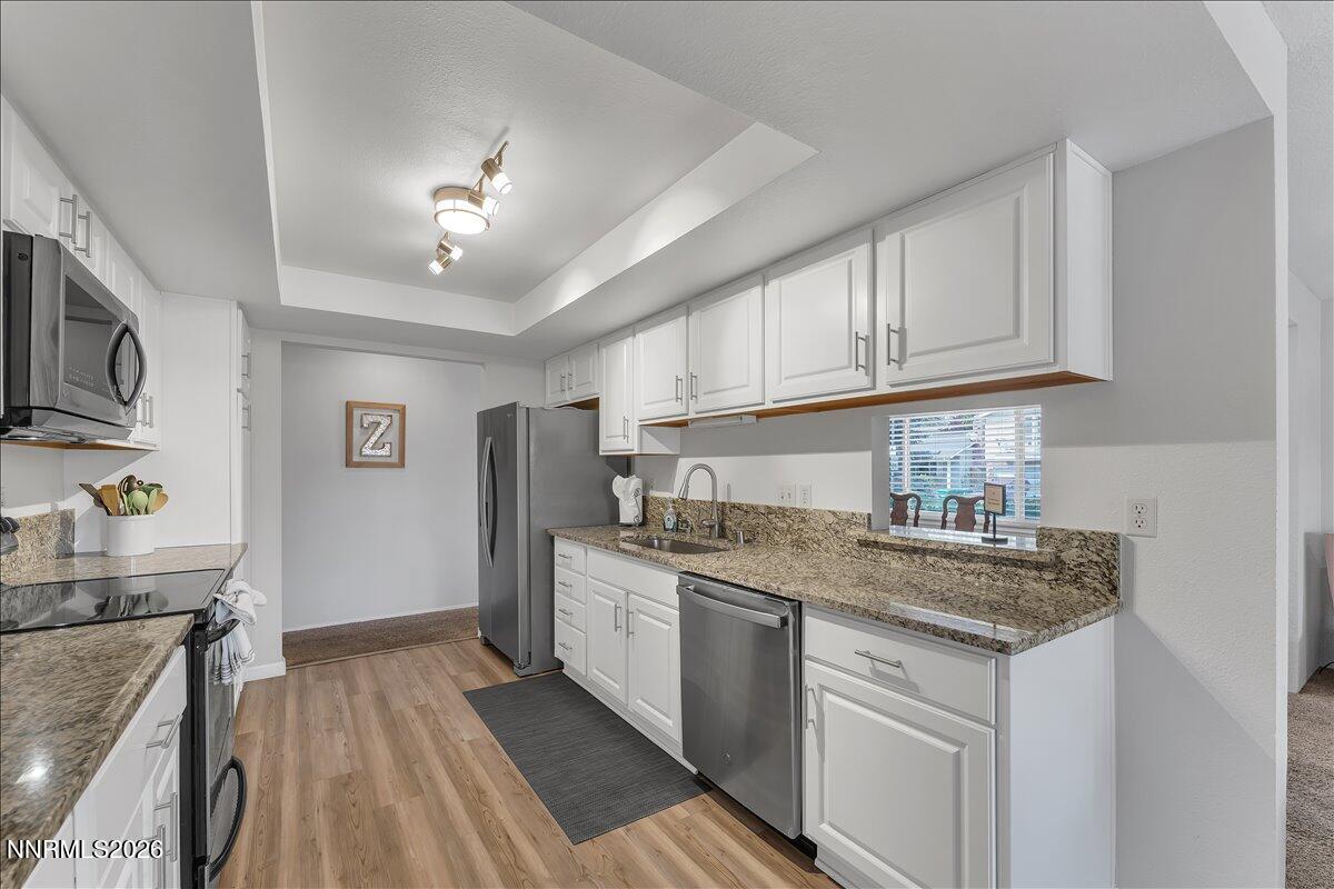 560 Peter Circle Reno, NV 89503 - Photo 15 of 38 18-560 Peter Cir Reno NV 89503 (18 of 56