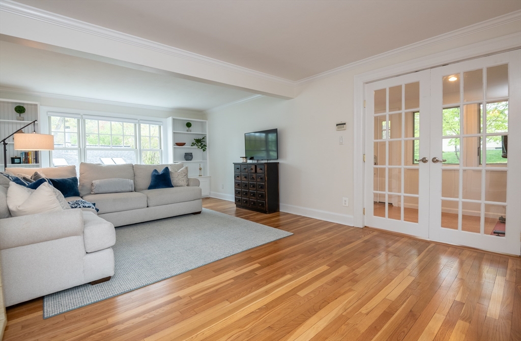 2 Parkwood Road Lynnfield, MA 01940 - Photo 9 of 42 Gallery Image 9
