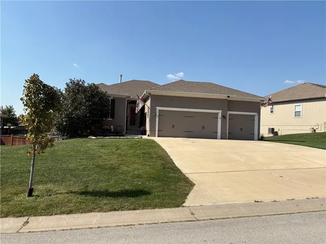 $493,000 | 14198 South Landon Street, Olathe, KS 66061