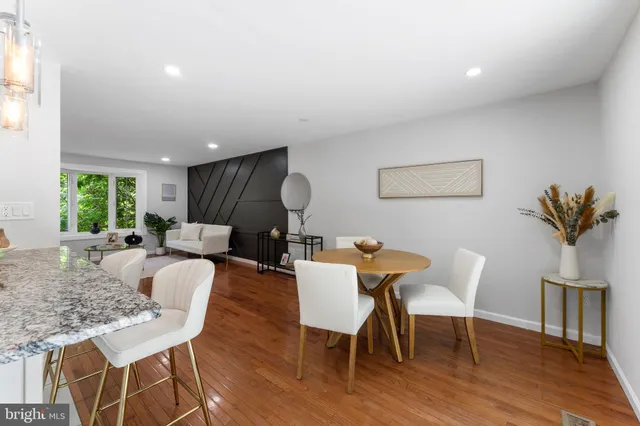 $764,980 | 9117 Hunting Pines Place, Fairfax, VA 22032