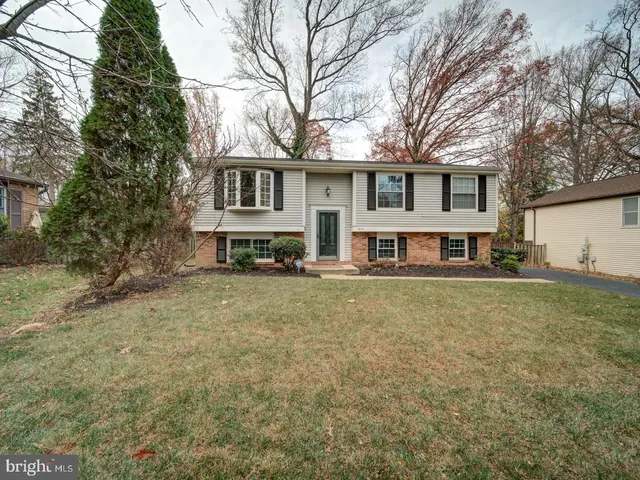 $764,980 | 9117 Hunting Pines Place, Fairfax, VA 22032