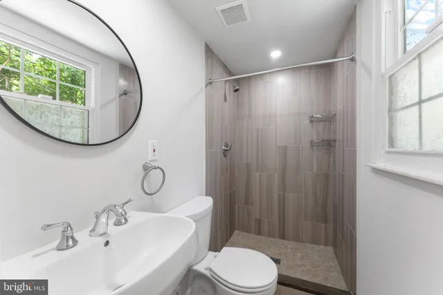 $764,980 | 9117 Hunting Pines Place, Fairfax, VA 22032