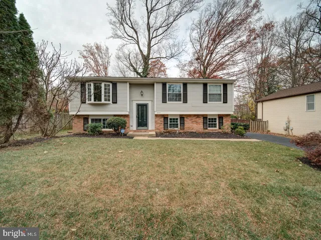 $764,980 | 9117 Hunting Pines Place, Fairfax, VA 22032