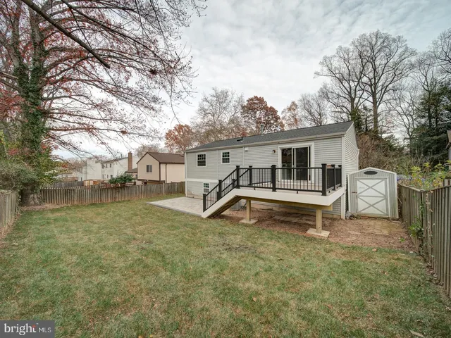 $764,980 | 9117 Hunting Pines Place, Fairfax, VA 22032