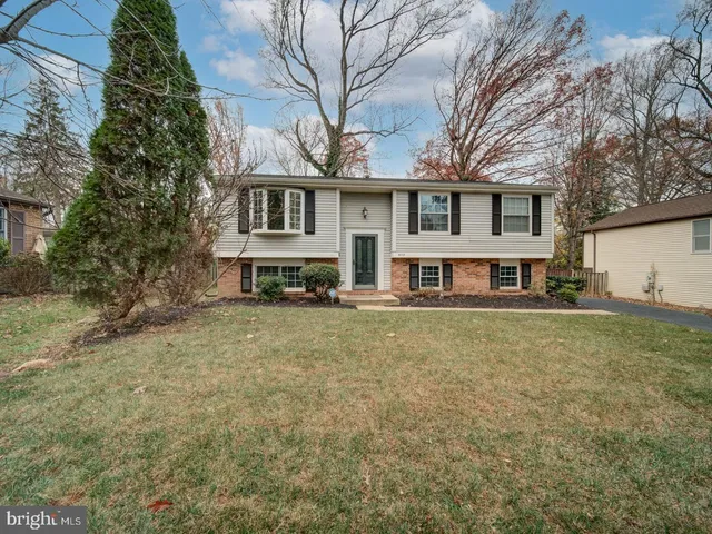 $764,980 | 9117 Hunting Pines Place, Fairfax, VA 22032